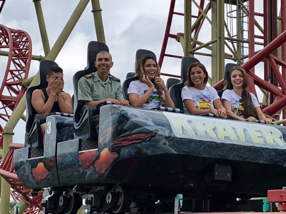 Las candidatas disfrutaron de la montaña Rusa Krater la atracción más extrema del parque