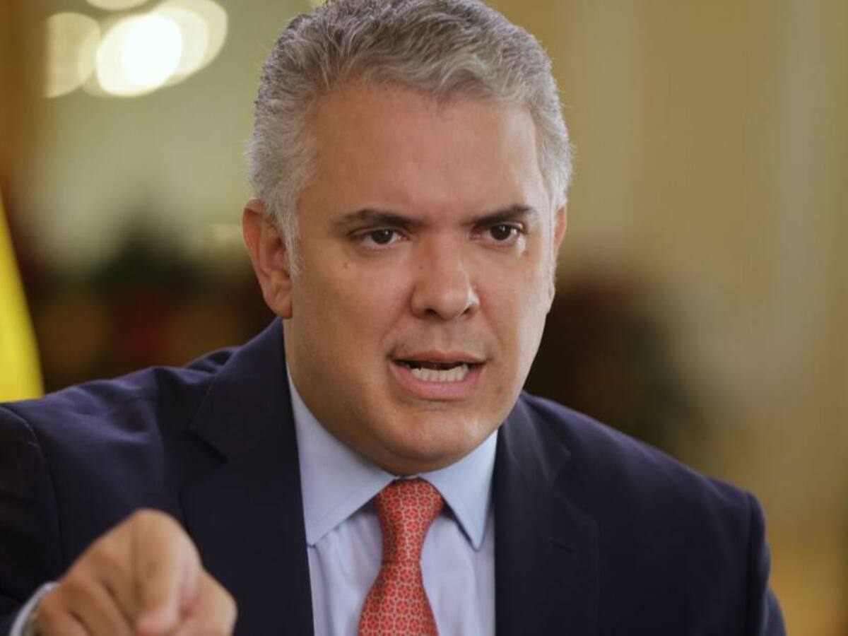 Yo no me refiero a candidatos, me refiero a lo que le conviene a Colombia: Duque