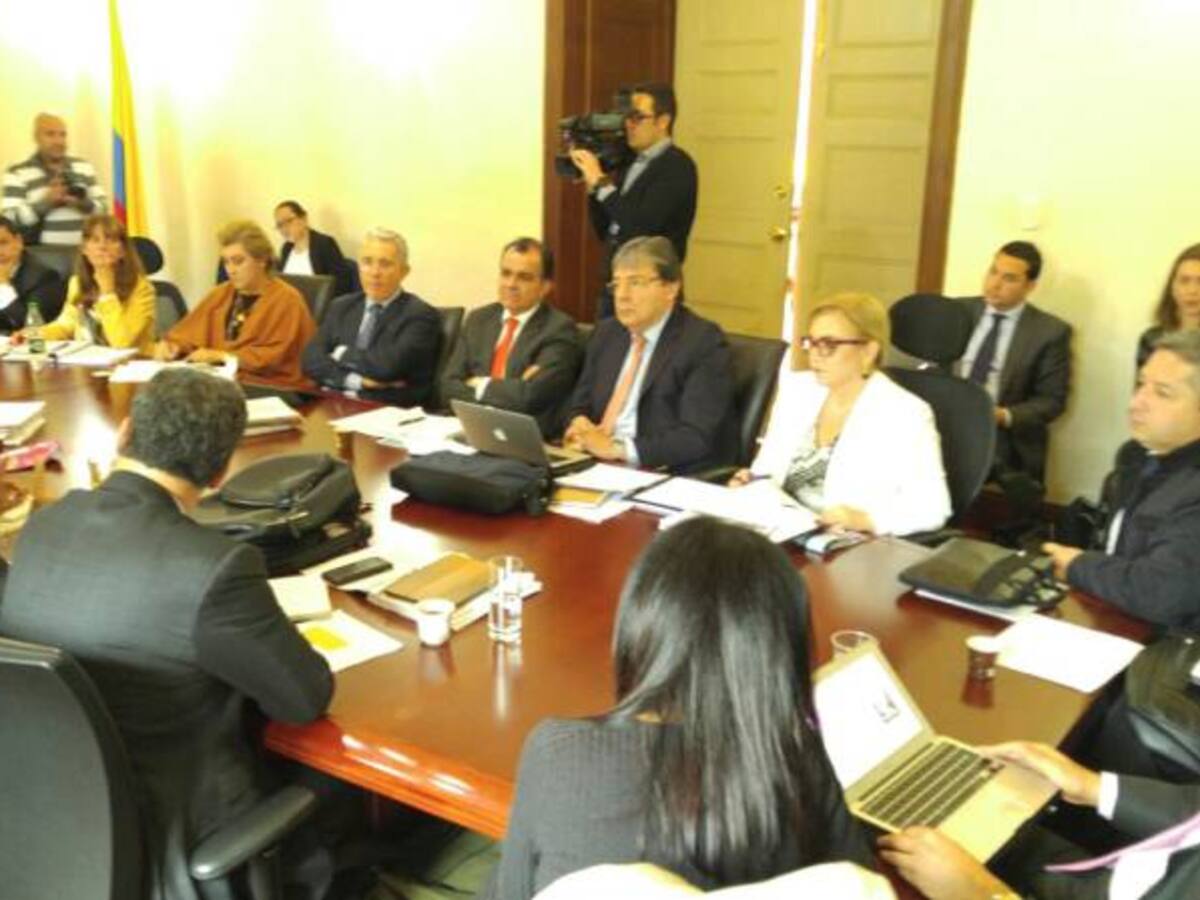 Reunión definitiva entre negociadores del Gobierno y líderes del No