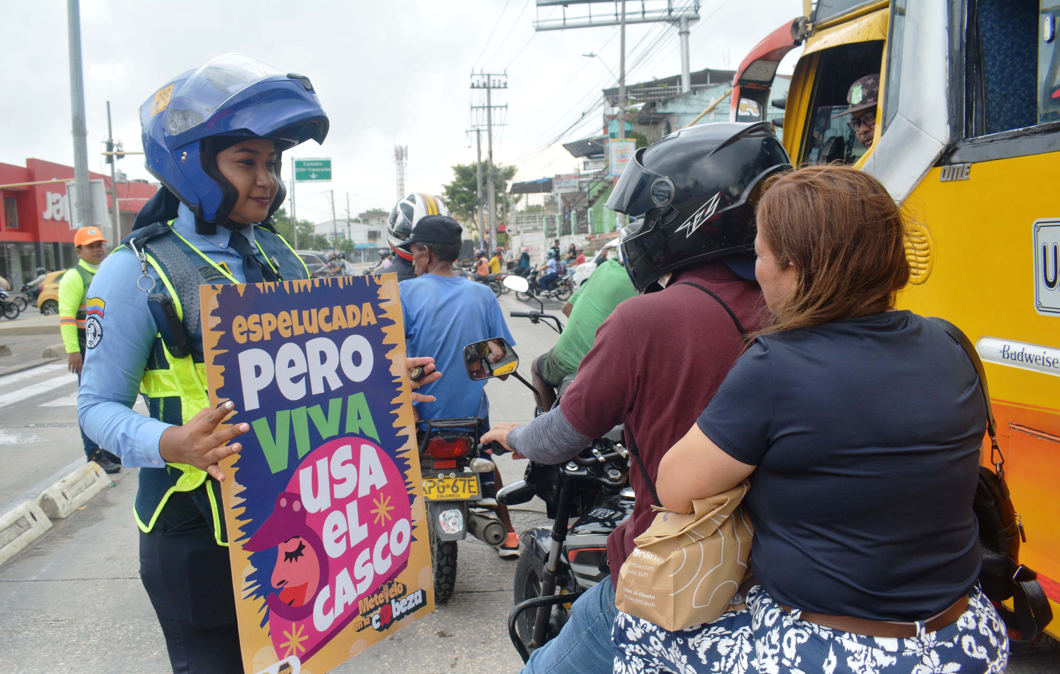 Incentivan el uso del casco entre las mujeres en Cartagena con la campaña “Mujer Cuida a Mujer”