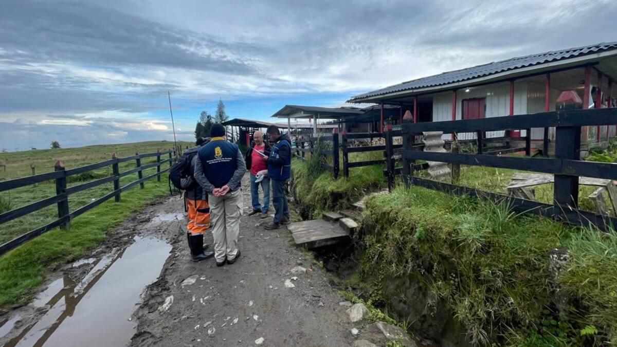 En Risaralda hacen seguimiento a familias ubicadas en zona riesgo por erupción del volcán