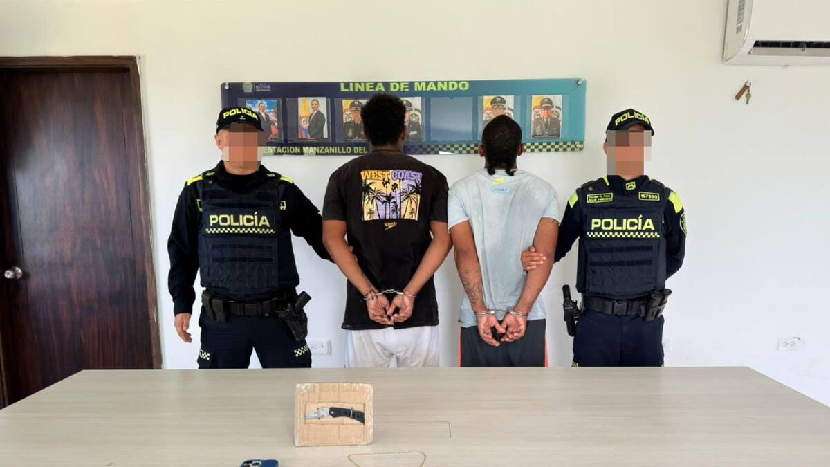 En Manzanillo, capturados ‘El Azael’ y ‘el Mainer’ por el hurto de una cadena de oro y un celular