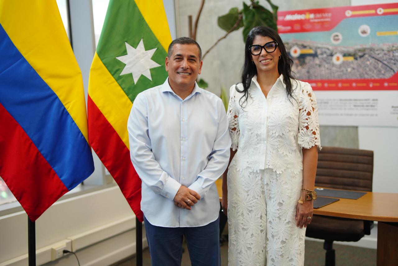 Dumek Turbay, alcalde de Cartagena y Shirley Tuñón, nueva directora del IPCC. // Alcaldía de Cartagena