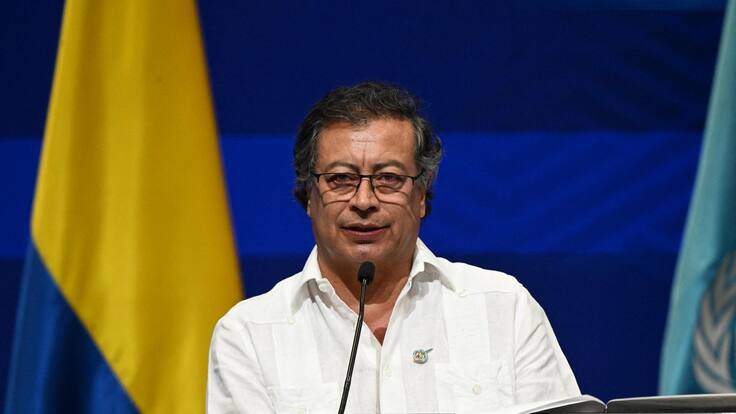 Al Oído: Petro pasará a la historia como el presidente incógnito y asustado