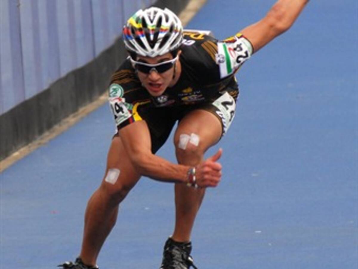 Andres Felipe Muñoz consigue oro y record del mundo en 300 metros del mundial de patinaje en Guarne