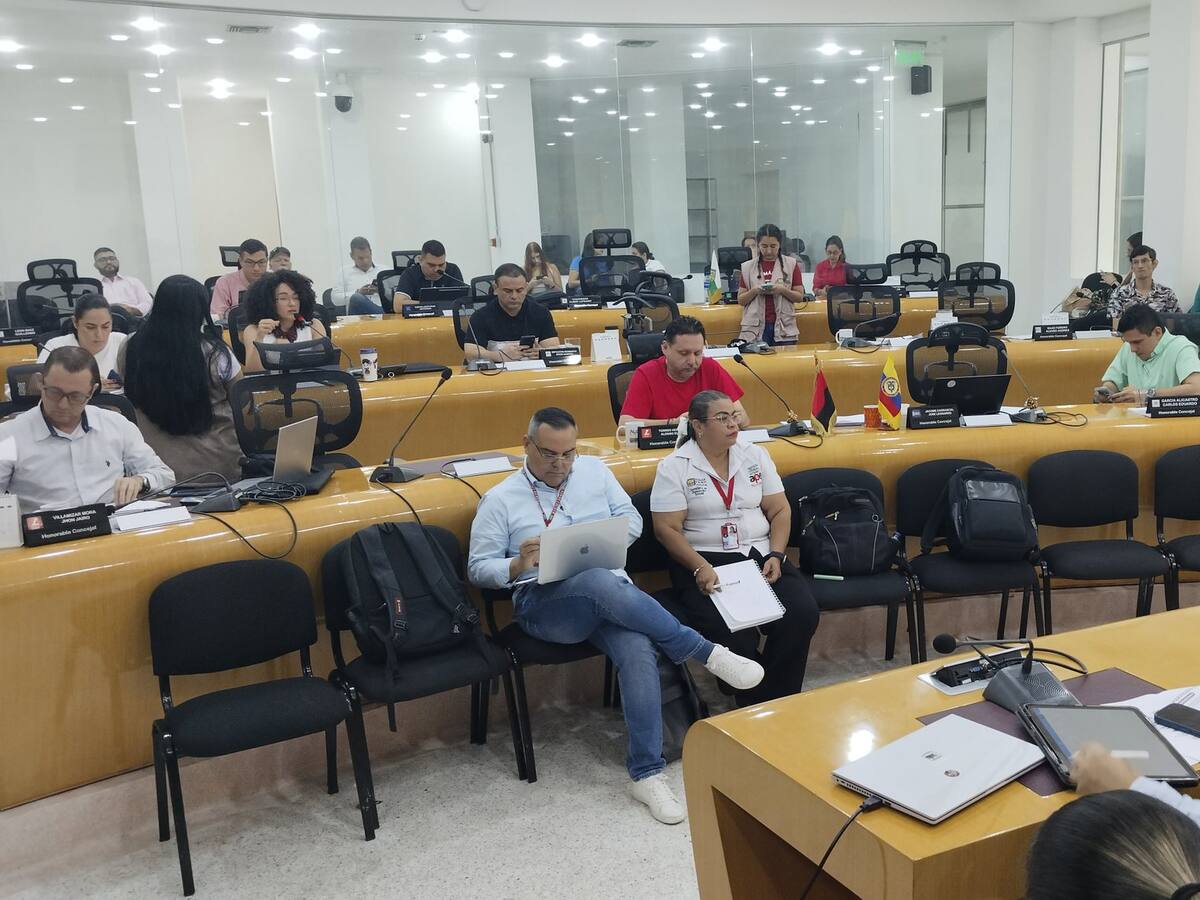 Críticas al trabajo de la Alcaldía con los líderes comunales