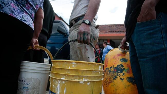 Cortes de agua. Foto: Colprensa
