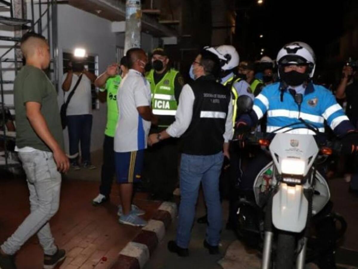 Con toque de queda y ley seca buscan controlar avance del COVID-19 en Cali