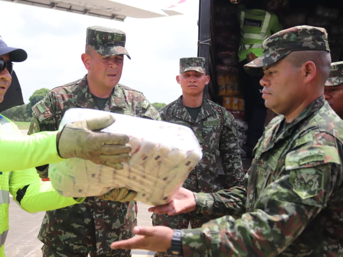 Más de 22 toneladas de ayudas ha llevado el Ejército Nacional a los damnificados en Córdoba