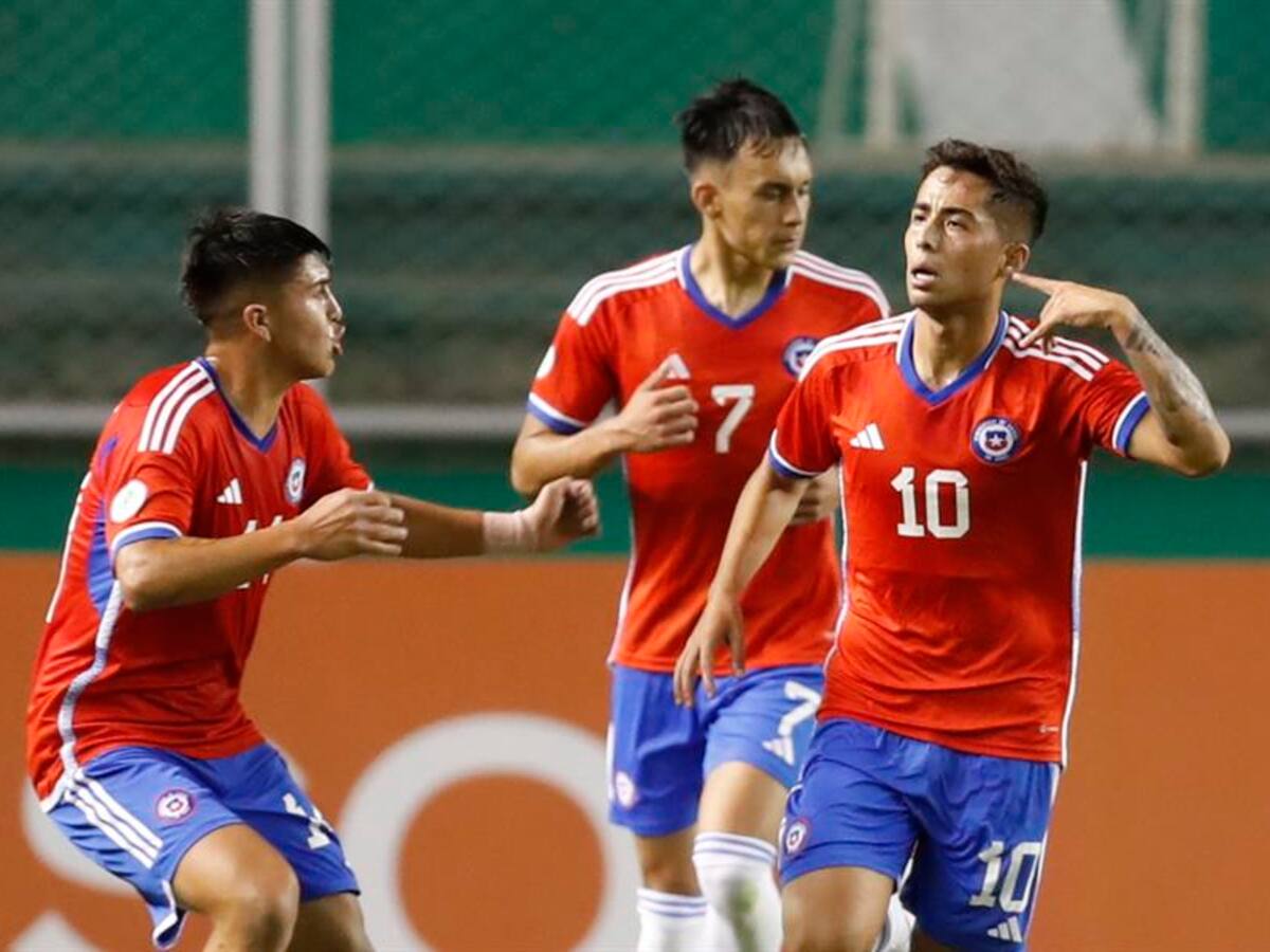 Chile resucitó ante Bolivia y se ubicó en zona de clasificación