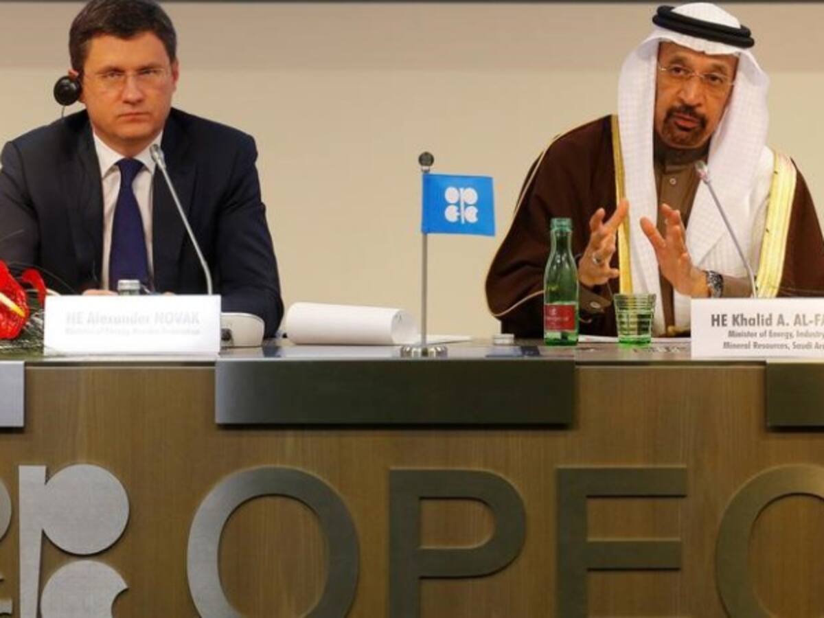 Fuerte alza del petróleo tras acuerdo entre productores de la OPEP y ajenos al grupo