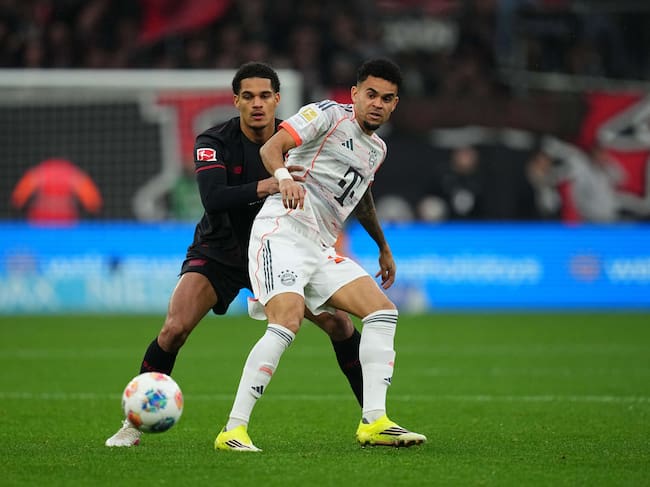 Luis Díaz durante su más reciente partido contra el Bayer Leverkusen. (Photo by Ulrik Pedersen/NurPhoto via Getty Images)