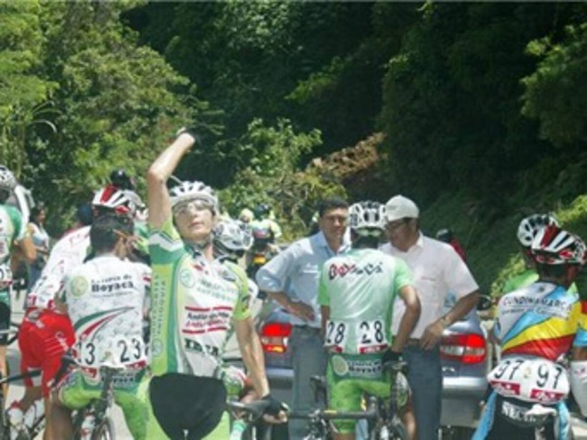 Derrumbe obligá a anular la novena etapa de la Vuelta a Colombia Pilsen
