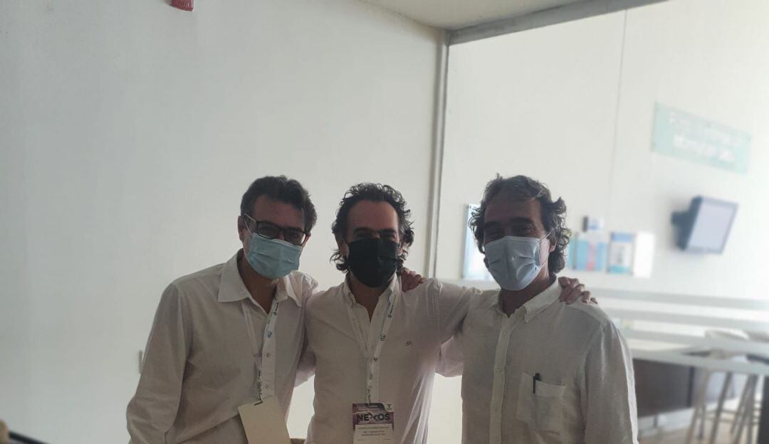 Los precandidatos participaron en un panel de precandidatos en Cartagena