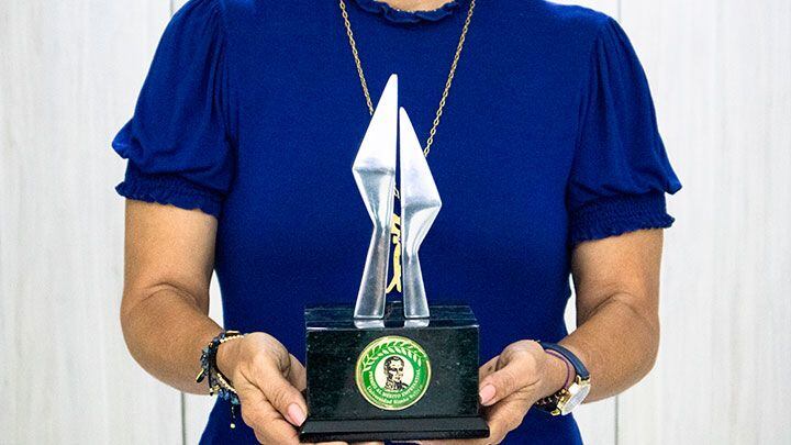 PREMIO MÉRITO EMPRESARIAL DE LA UNIVERSIDAD SIMÓN BOLÍVAR