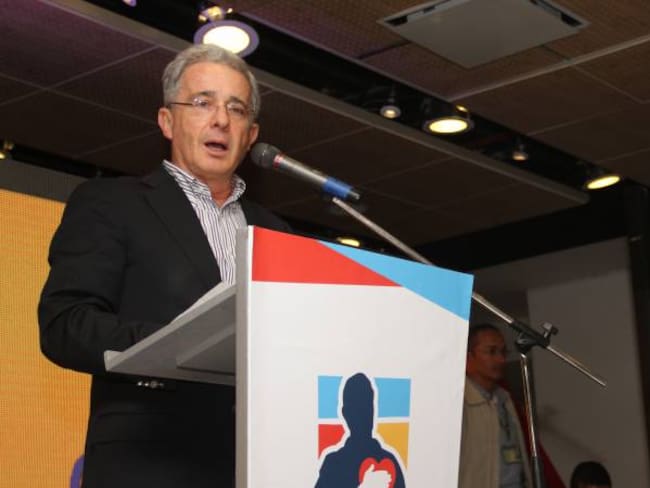 Uribe: resistencia civil desde la seguridad democrática