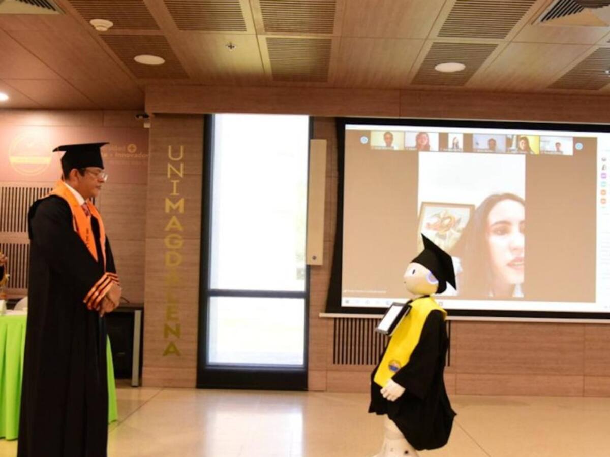 Universidad del Magdalena graduó a médicos en ceremonia virtual