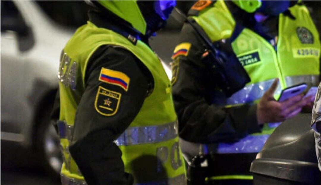 Policías