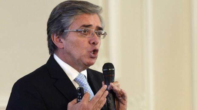 El ministro de Transporte, Germán Cardona.