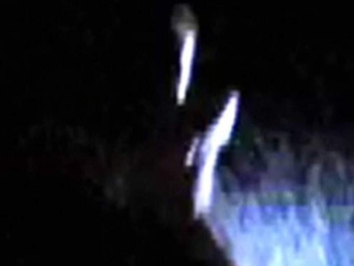 Enrique Iglesias cumplió su apuesta y esquió desnudo en Miami