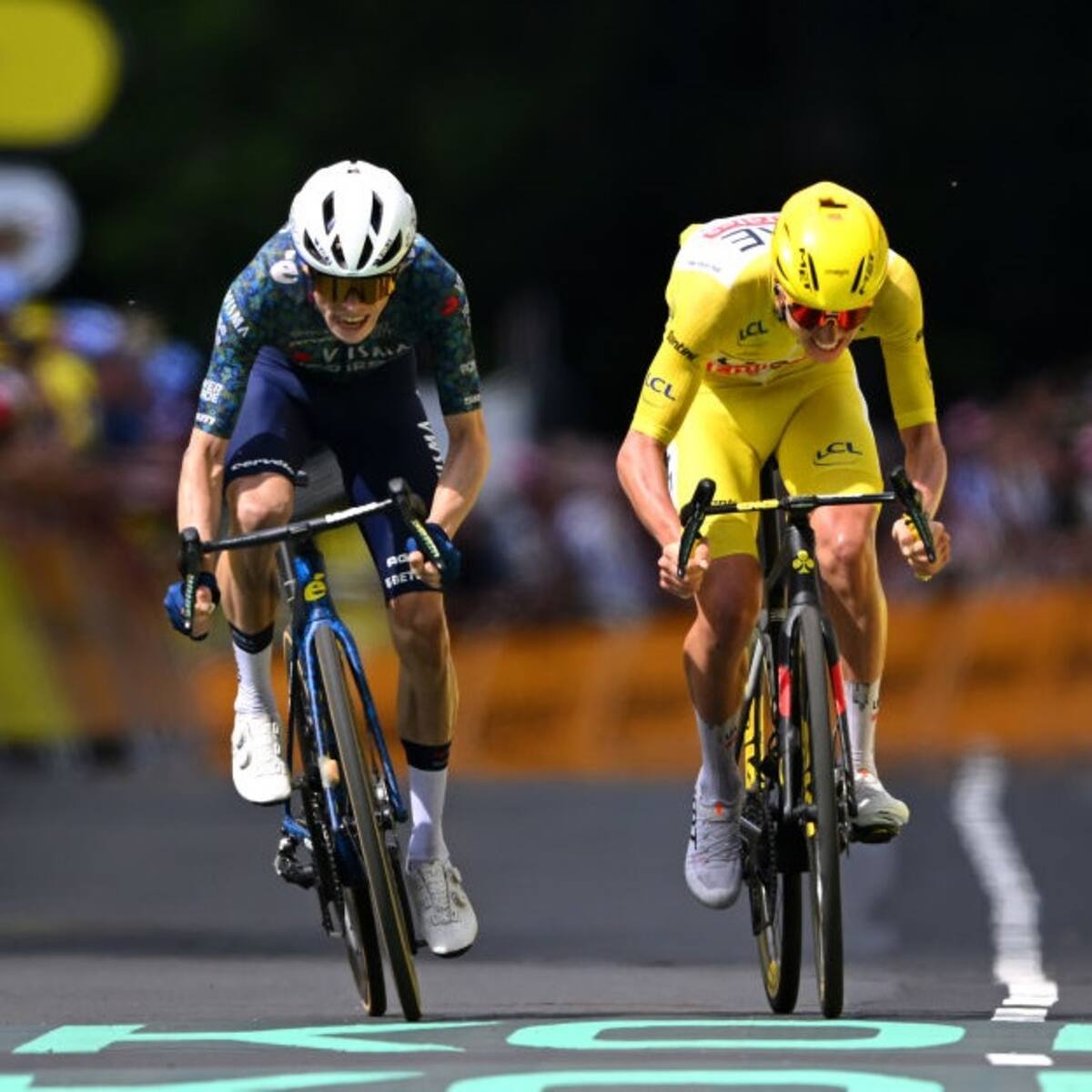 Vingegaard se quedó con la primera batalla ante Pogačar en una definición de foto finish