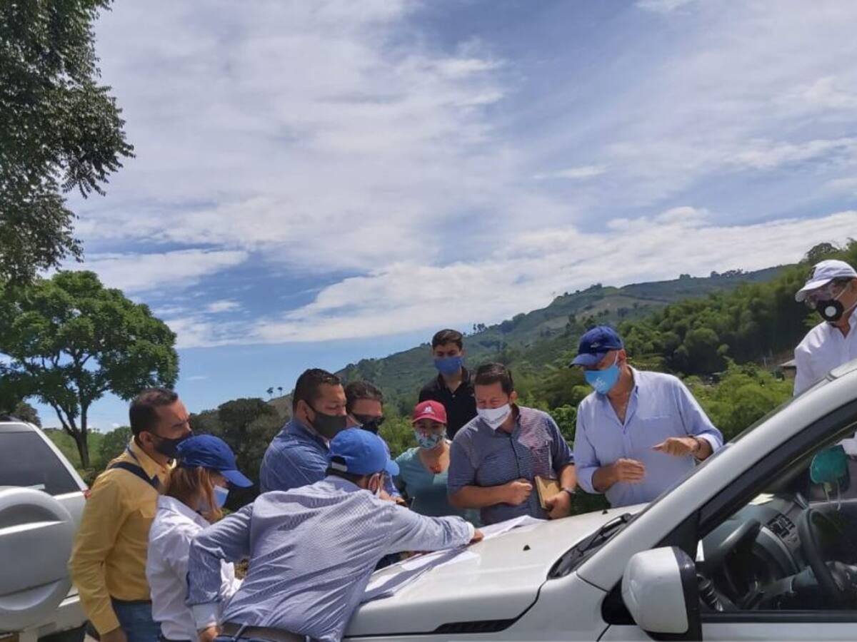 Cerca de iniciar obras de la vía que comunica Chinchiná con Marsella