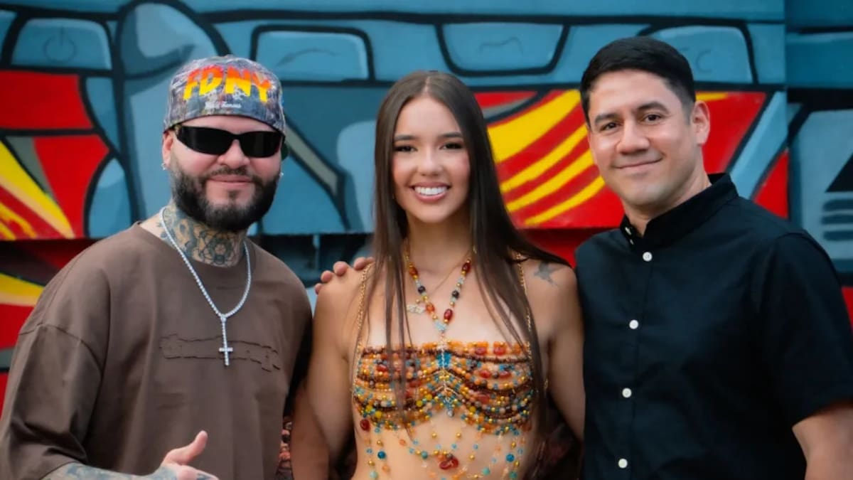 Ivana, la cantante colombiana de 19 años que se convierte en la primera mujer firmada por Farruko
