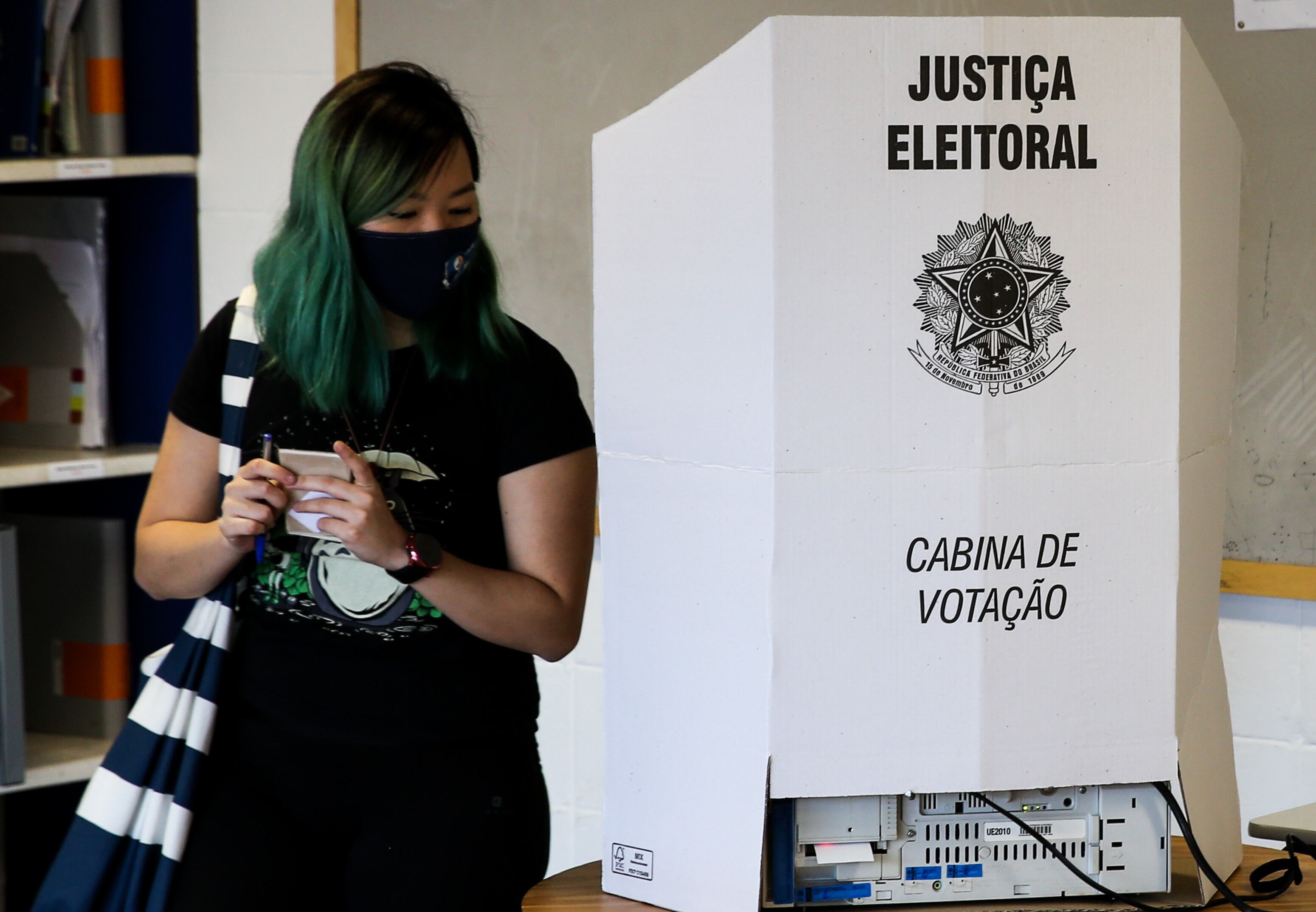 Urnas de votación en Brasil.