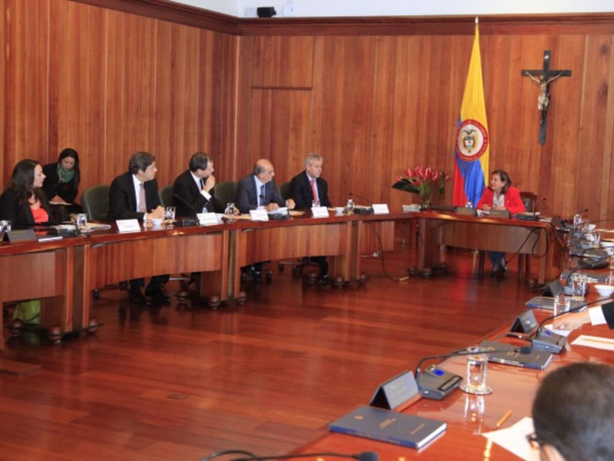 Negociadores de paz del Gobierno explicaron acuerdo de justicia