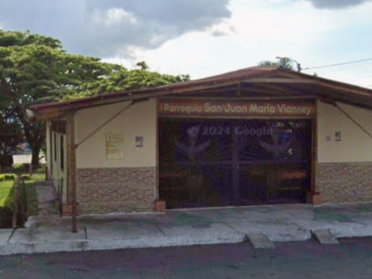 ¿Qué dijo la iglesia católica en el Quindío sobre cura que oficiaba misas sin aval de la Diócesis?