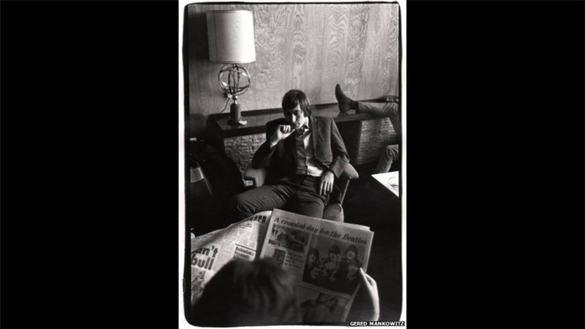 El fotógrafo británico Gered Mankowitz ha retratado la escena del rock durante cuatro décadas. Ahora su archivo personal con más de 1.000 imágenes inéditas de los Rolling Stones se expone en Londres. De izquierda a derecha: Bill Wyman, Brian Jones, Keith Richards, Mick Jagger y Charlie Watts.