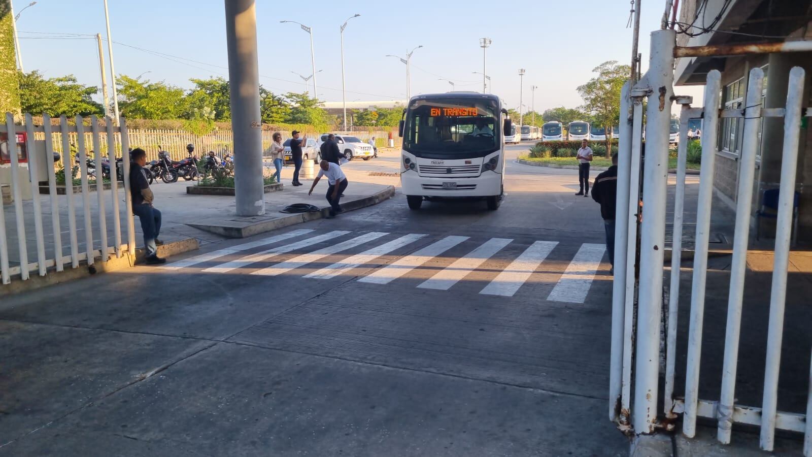 Transmetro - Caracol Radio