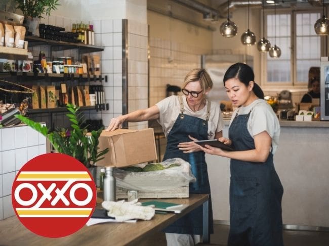 Empleo junto con logo del Oxxo/ Imagen de referencia/ Getty Images