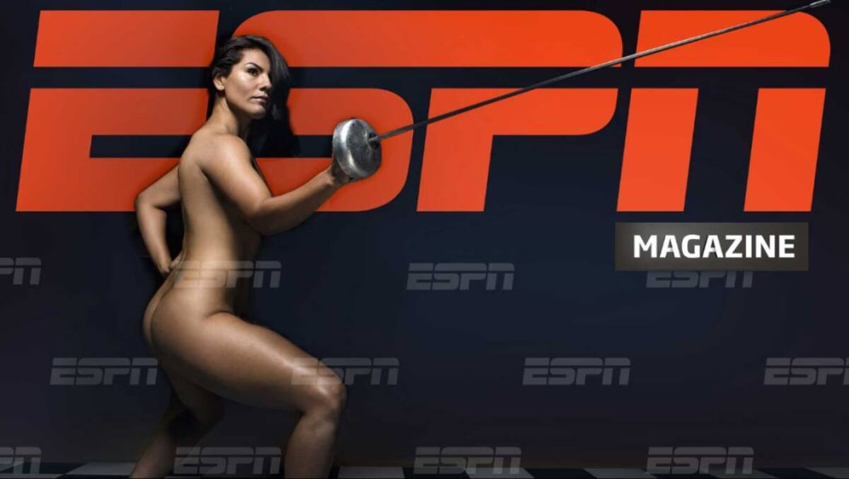 Cuando Bacary fue comprado por el Arsenal en Londres ella lo acompañó, fue allá donde comenzó su carrera como modelo.