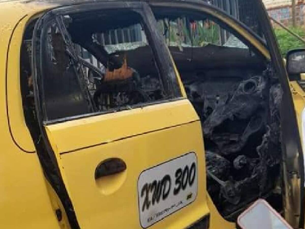 Incineran un bus y taxi en Barrancabermeja