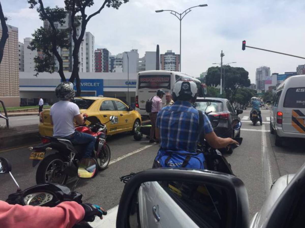 Video: Brutal choque por imprudencia de conductor en Bucaramanga