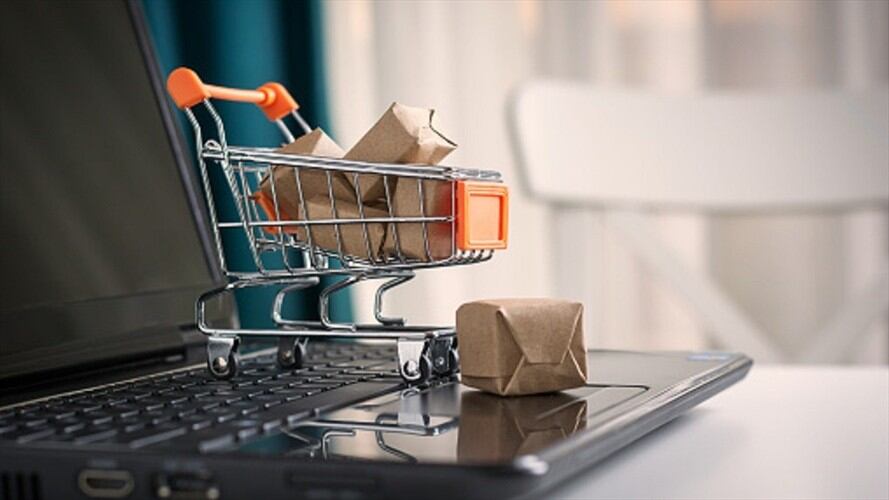 Las pasarelas de pago hacen parte de la implementación de comercio electronico. Foto: Getty Images