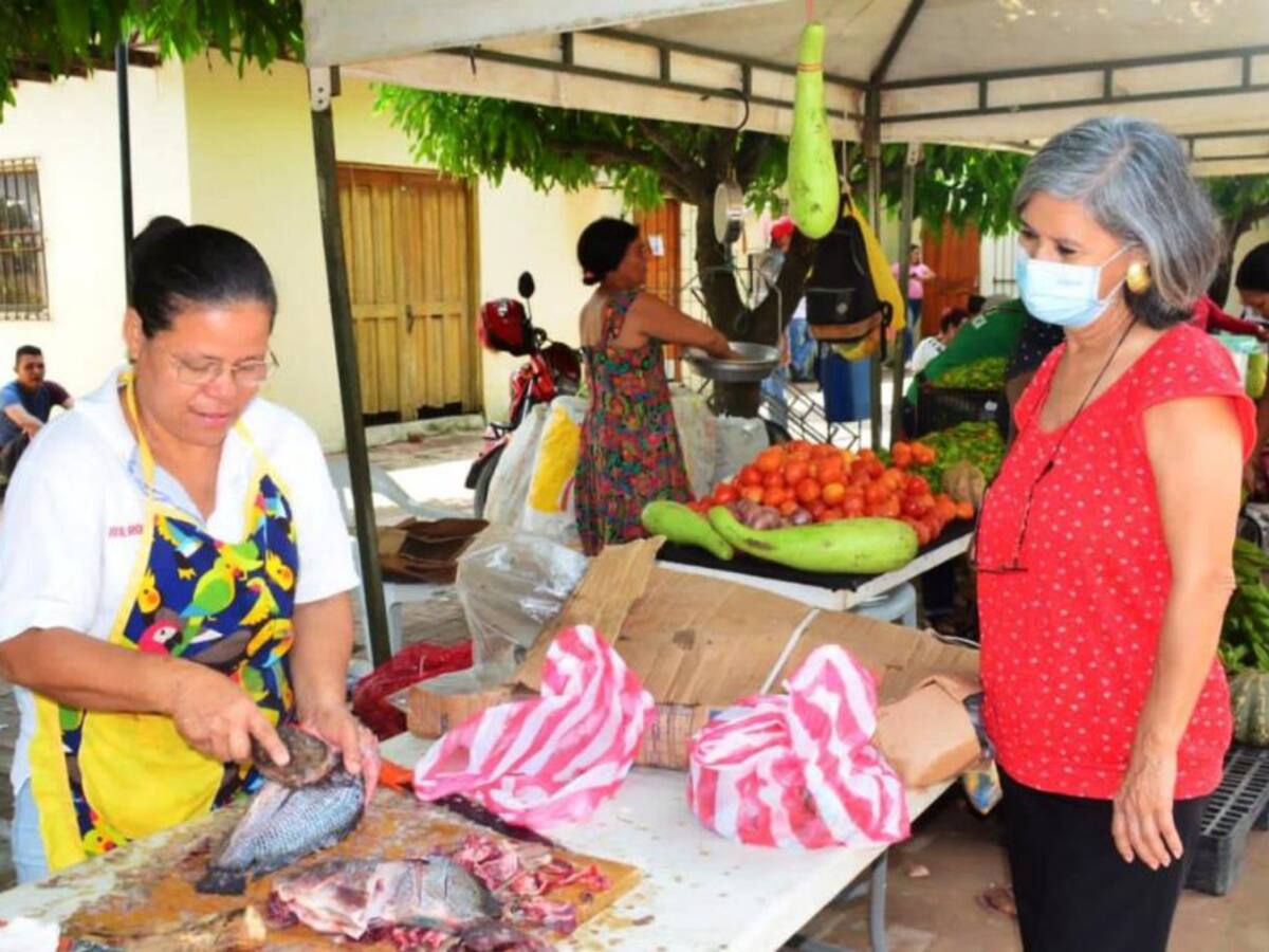 11.4 toneladas de alimentos comercializados en Mercado Campesino
