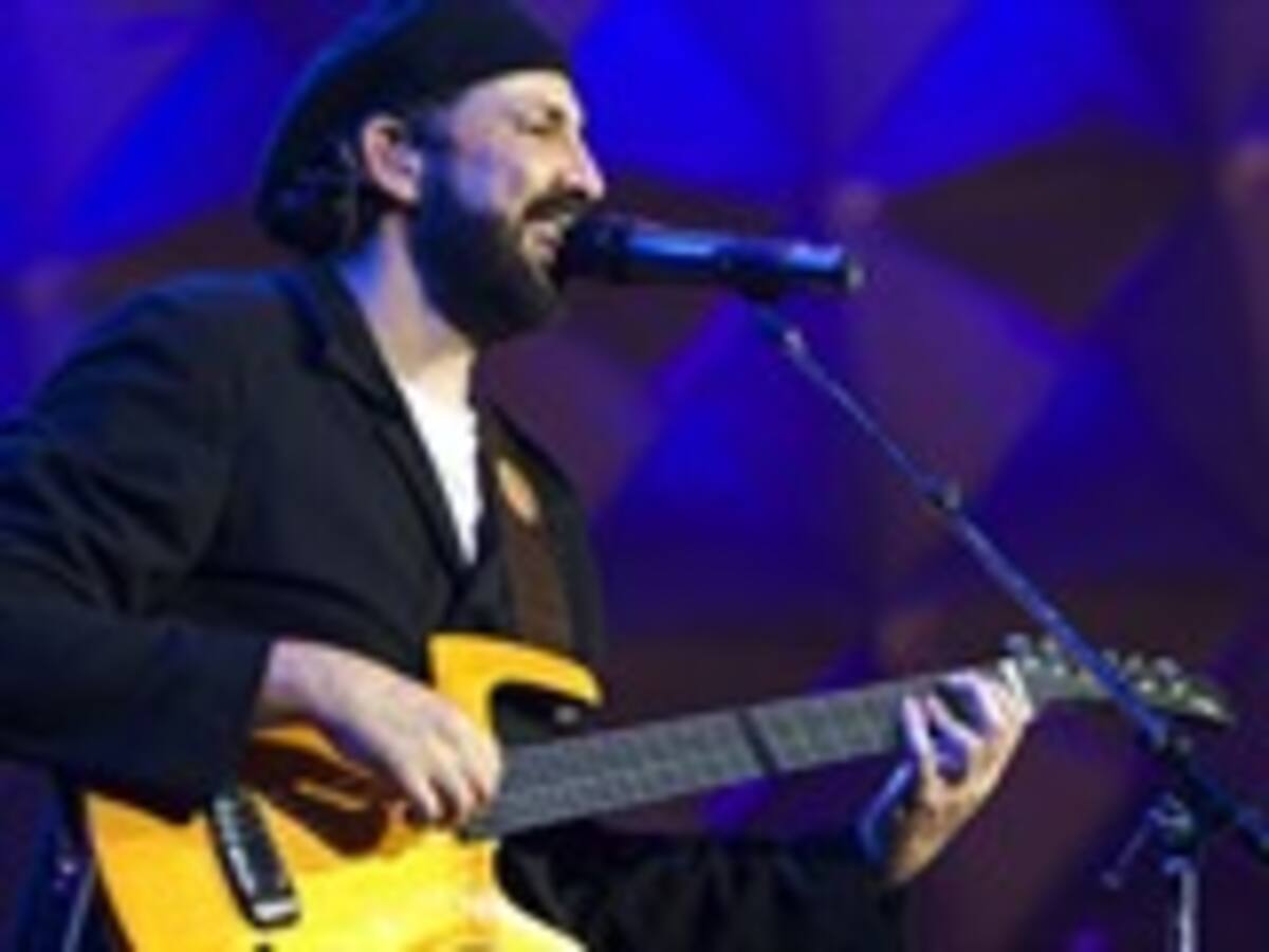 Juan Luis Guerra coquetea con Juanes para dúo y anuncia gira por Suramérica