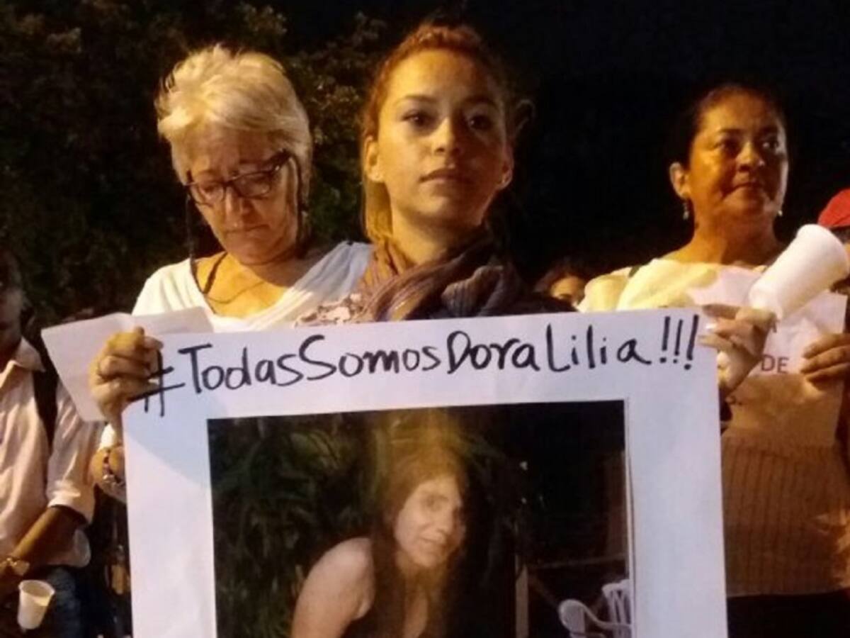 En fotos: Así fue el plantón por Dora Lilia Gálvez en Cali