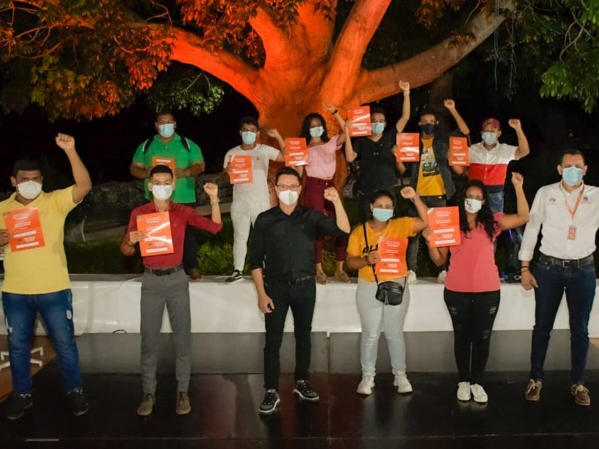Carlos Caicedo anuncia 4.500 becas y Universidades para el Magdalena