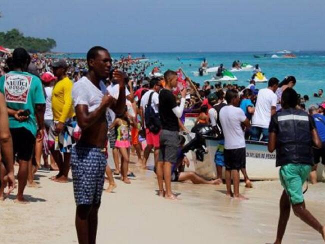 Un herido dejó choque de jet ski y lancha en Playa Blanca, Cartagena