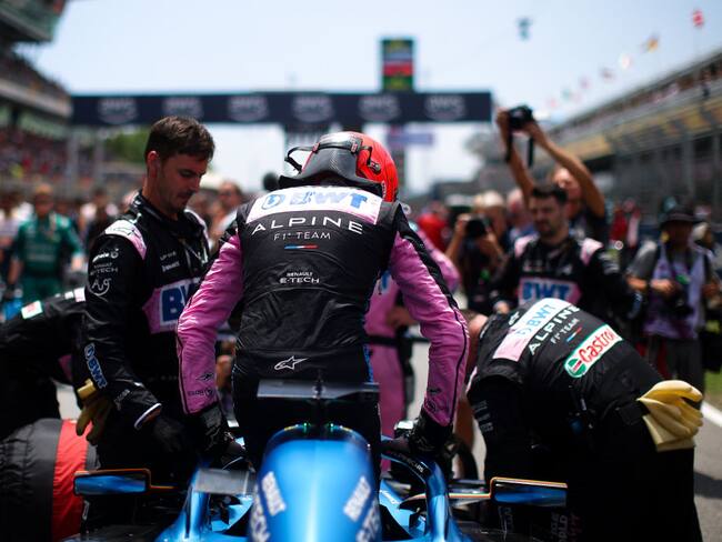 BARCELONA, SPAIN - JUNE 04: Esteban Ocon of France and Alpine leaves the car before the F1 Grand Prix of Spain at Circuit de Barcelona-Catalunya on June 04, 2023 in Barcelona, Spain. (Photo by Eric Alonso/Getty Images)