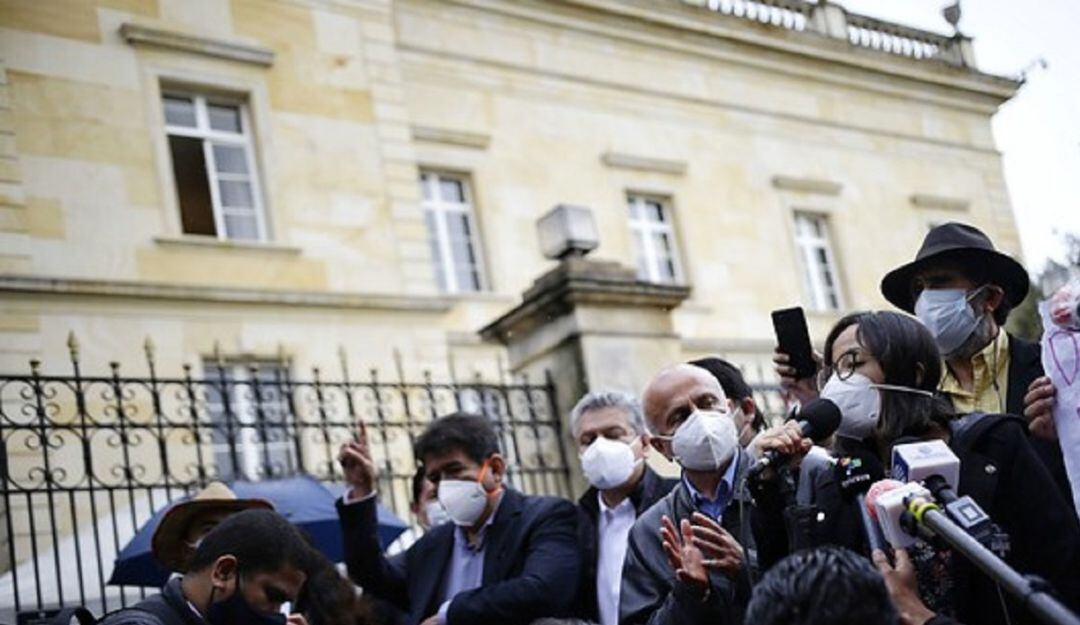 Comité hace exigencias para reunión 