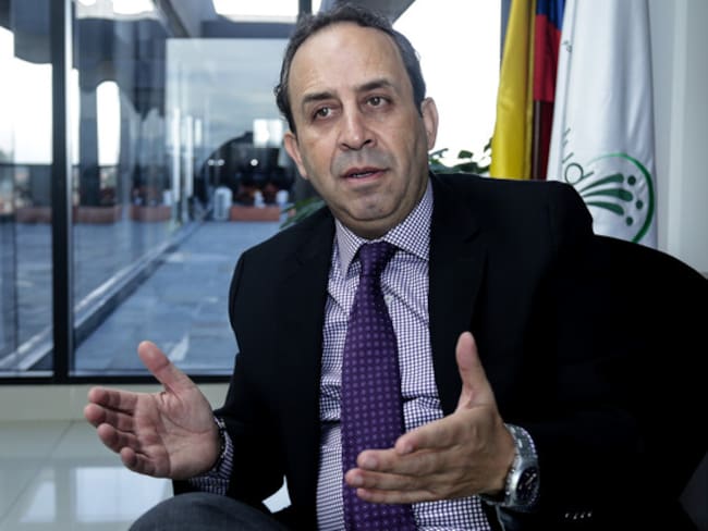 Entrevista en La W del superintendente de Salud, Fabio Aristizábal quien habló sobre la liquidación de Coomeva.