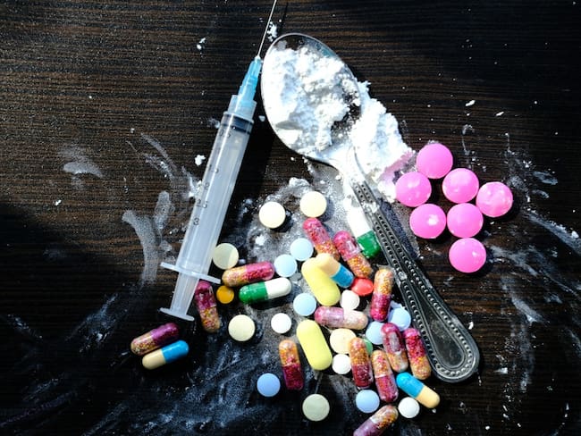 Por ley se crearían ‘escuelas’ para prevenir consumo de drogas