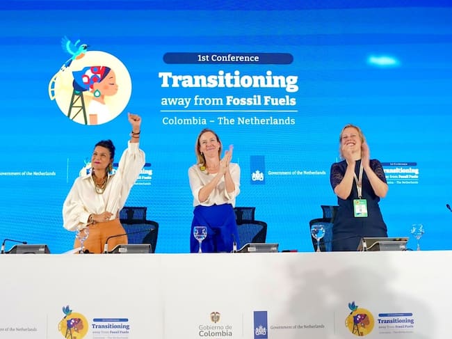 Conferencia en Santa Marta impulsa alianza global para acelerar la transición energética