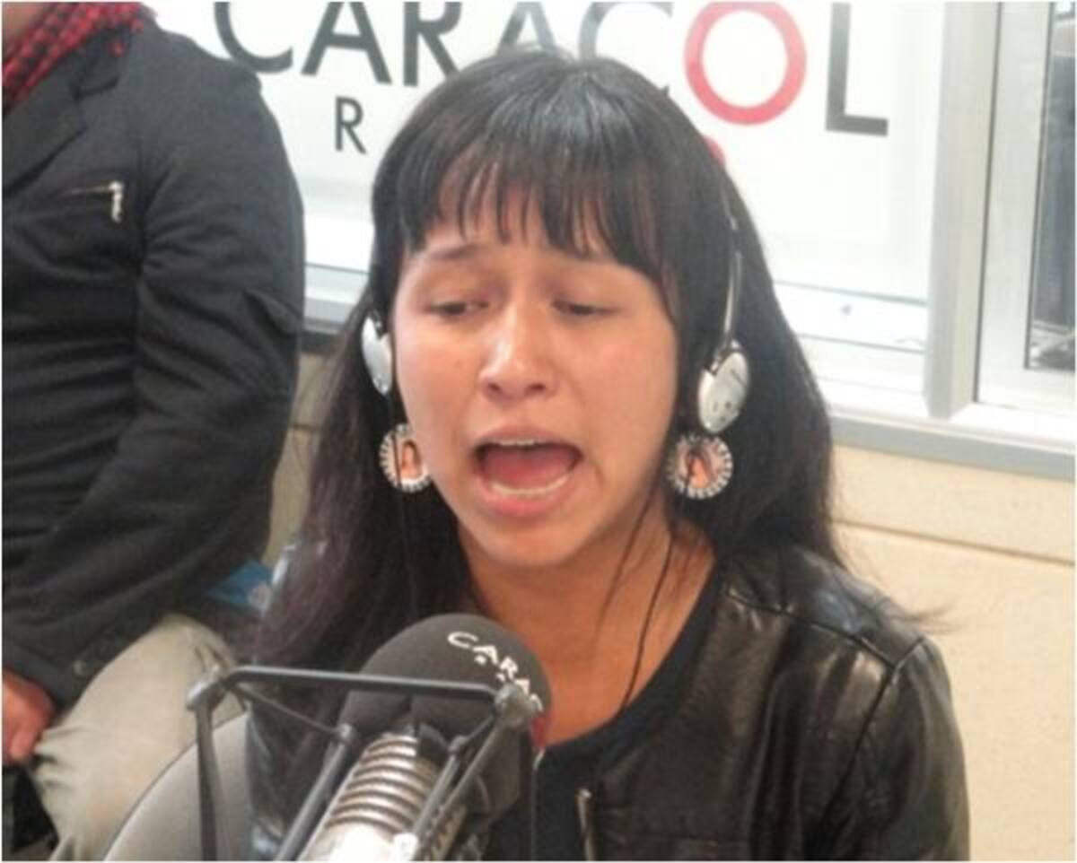 Ailin Calderón Villanueva, (voz) integrante de La Revuelta