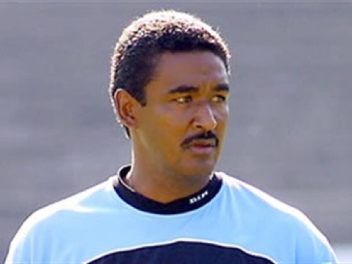 Victor Luna reemplaza a 'Pánzer' Carvajal en la dirección técnica del Medellín