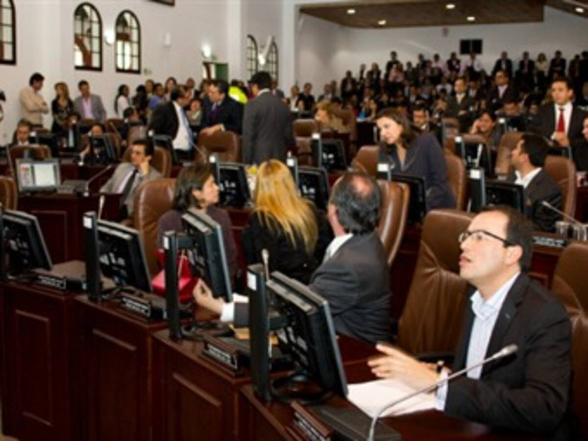 Proponen revocatoria del Concejo de Bogotá